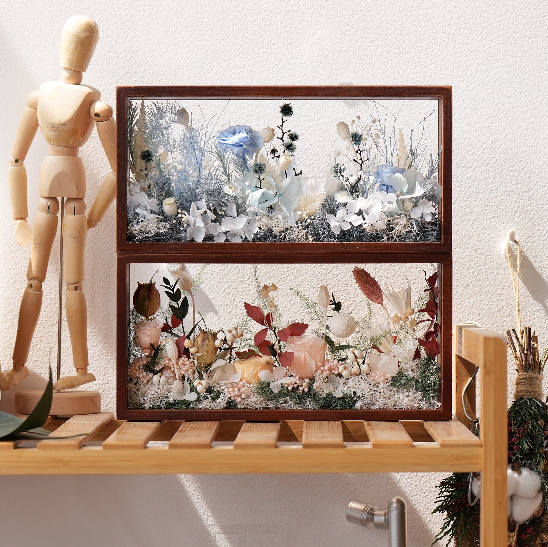 "The Landscape Garden" - Real Preserved Flower Shadow Box (Panoramic Desk Decor)